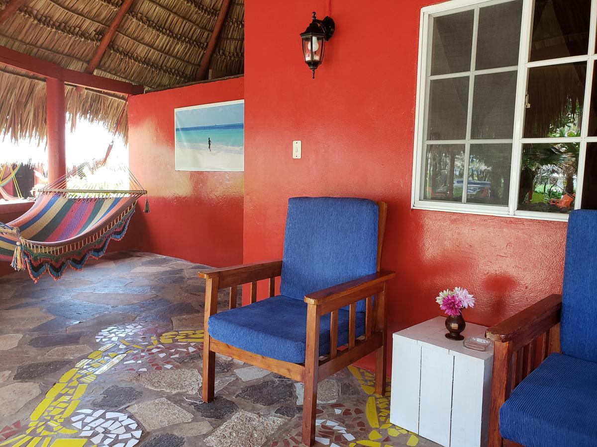 Paraiso Beach Hotel Brig Bay Extérieur photo