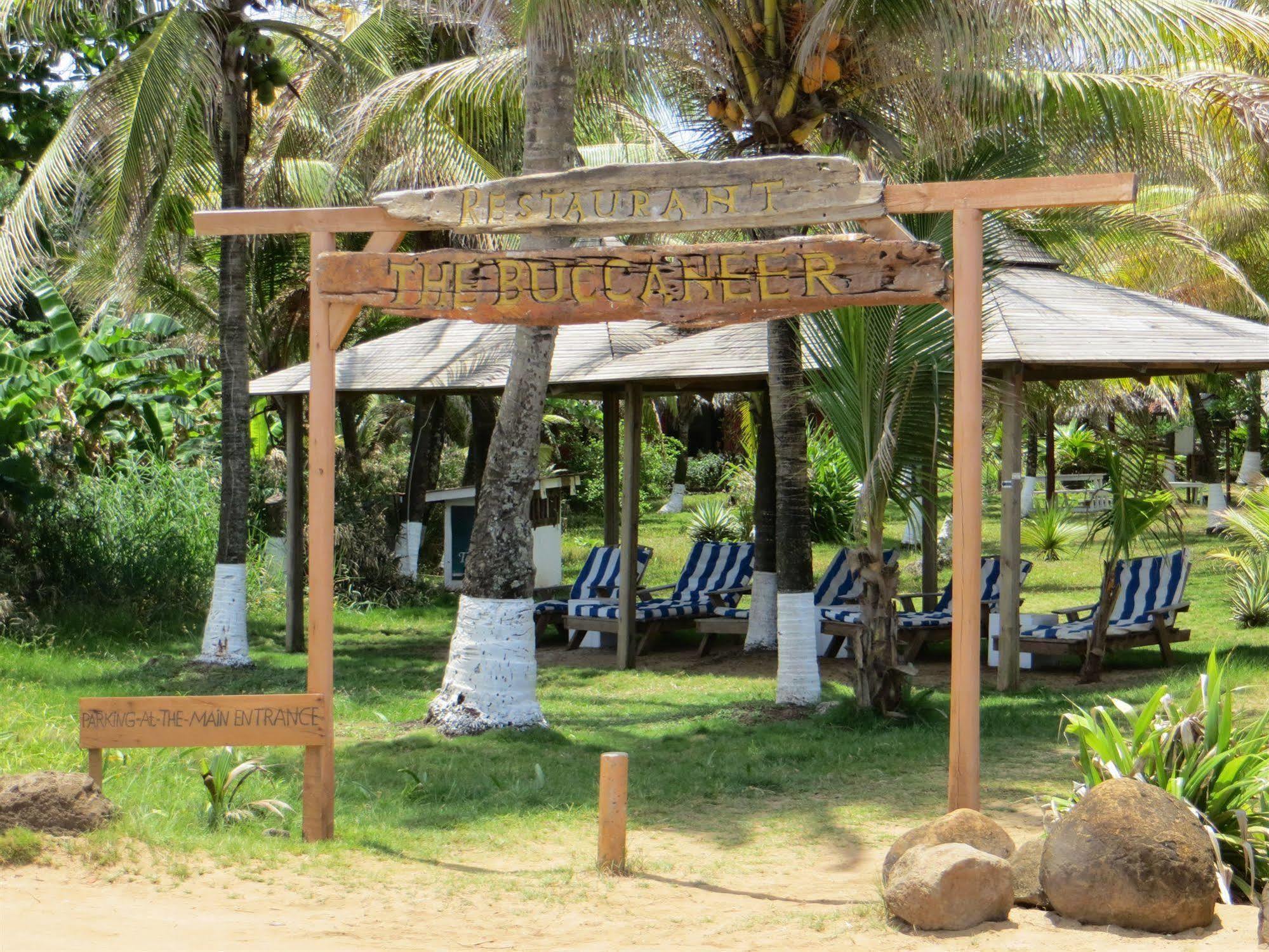 Paraiso Beach Hotel Brig Bay Extérieur photo